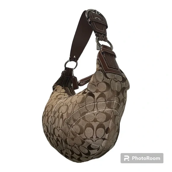 Coach bagCoach beige /brownAuthentique signature canvas leather Hobo